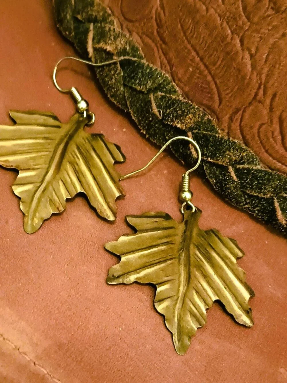 Handmade Dangle Leaf Earrings Vintage Gold Tone Crimped Metal Boho Jewelry